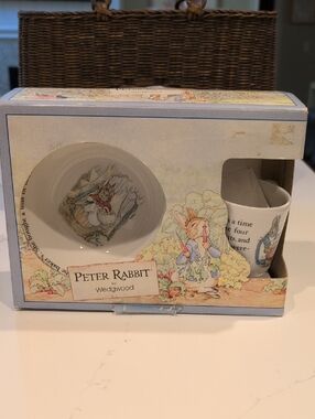 Wedgwood Peter Rabbit Collectible Nursery 3 Piece Porcelain Set Original Box Vtg